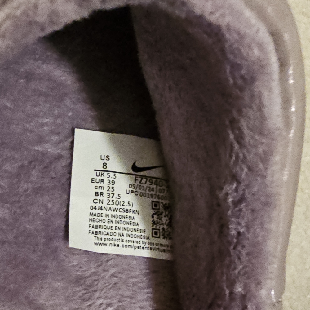 Nike Burrow Quilted Mules in Light Violet. - Picture 3 of 4